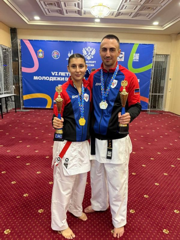 Юрий Мартынов: С 27 по 29 августа в Орле прошли финальные соревнования по всестилевому каратэ в рамках VI летней Спартакиады молодёжи России Юрий Мартынов: С 27 по 29 августа в Орле прошли финальные соревнования по всестилевому каратэ в рамках VI летней Спартакиады молодёжи России