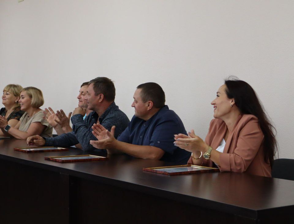 Александр Подгорный: 28 июля в Администрации города Макеевки прошло торжественное мероприятие посвященное Дню шахтера Александр Подгорный: 28 июля в Администрации города Макеевки прошло торжественное мероприятие посвященное Дню шахтера