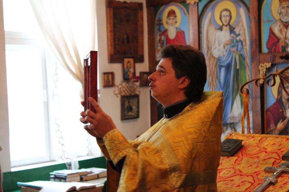 Сотрудники ГУФСИН России по ДНР почтили память Пимена Угрешского Сотрудники ГУФСИН России по ДНР почтили память Пимена Угрешского