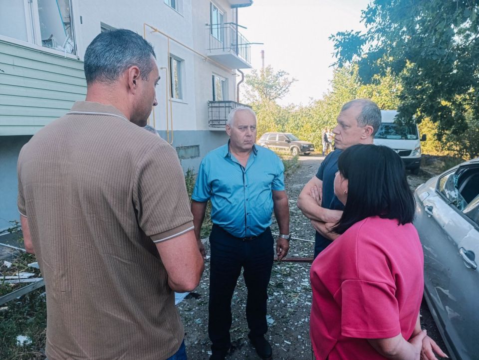 Антон Кольцов: Принимаем меры по ликвидации последствий падения беспилотника в Ильичевском районе Антон Кольцов: Принимаем меры по ликвидации последствий падения беспилотника в Ильичевском районе
