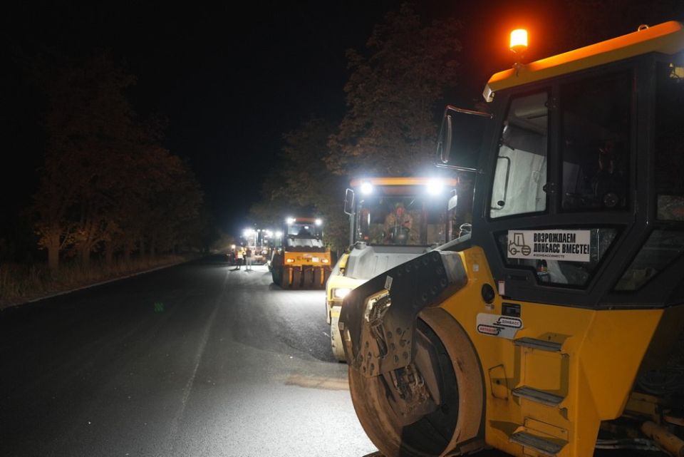 Работали даже ночью: в Донецке завершили ремонт дороги по улице Артемовской Работали даже ночью: в Донецке завершили ремонт дороги по улице Артемовской