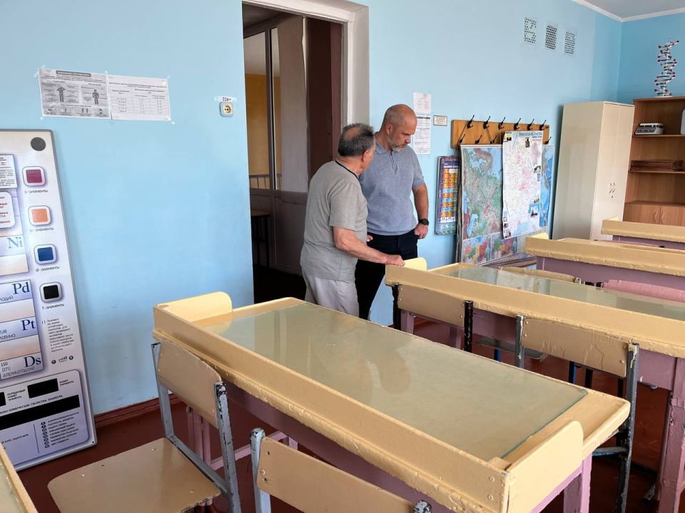 Сергей Желновач: 29 августа совершил объезд общеобразовательных учреждений, чтобы лично оценить их готовность к приему учеников 1 сентября Сергей Желновач: 29 августа совершил объезд общеобразовательных учреждений, чтобы лично оценить их готовность к приему учеников 1 сентября