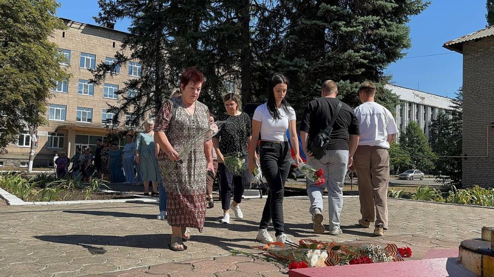 Денис Зубов: Не покорённый Иловайск!. августа — историческая дата для города Воинской славы Иловайска Денис Зубов: Не покорённый Иловайск!. августа — историческая дата для города Воинской славы Иловайска
