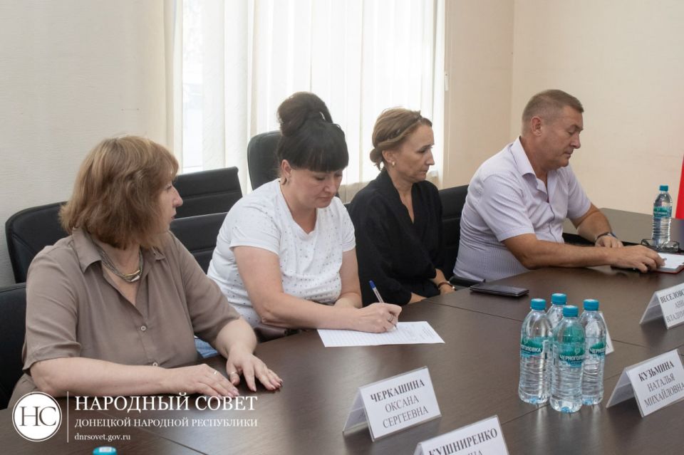 Народный Совет работает над решением проблем с компенсацией за утраченное имущество Народный Совет работает над решением проблем с компенсацией за утраченное имущество