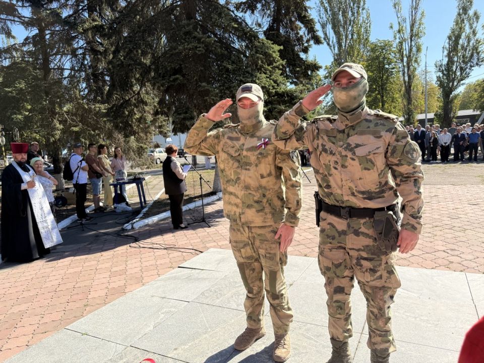 Александр Шатов: В преддверии Дня шахтера провели поминальную панихиду и возложили цветы к подножию памятника Александр Шатов: В преддверии Дня шахтера провели поминальную панихиду и возложили цветы к подножию памятника