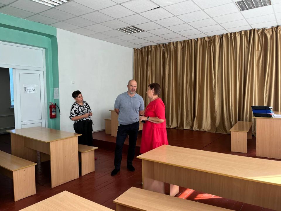 Сергей Желновач: 29 августа совершил объезд общеобразовательных учреждений, чтобы лично оценить их готовность к приему учеников 1 сентября Сергей Желновач: 29 августа совершил объезд общеобразовательных учреждений, чтобы лично оценить их готовность к приему учеников 1 сентября