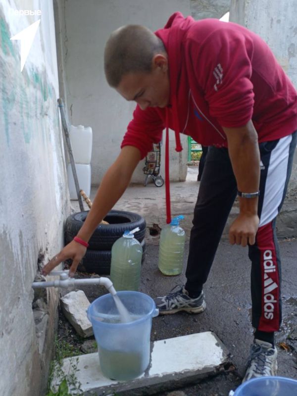 Как мы приносили воду жителям Как мы приносили воду жителям