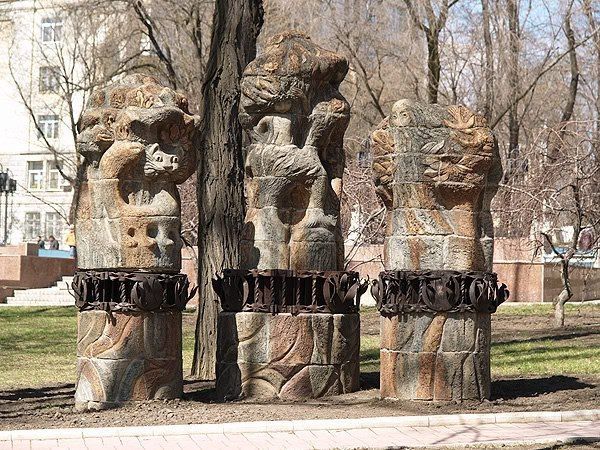 Алексей Кулемзин: Бульвар Пушкина в самом центре Донецка основан в 1947 году на месте разрушенного кирпичного завода Алексей Кулемзин: Бульвар Пушкина в самом центре Донецка основан в 1947 году на месте разрушенного кирпичного завода