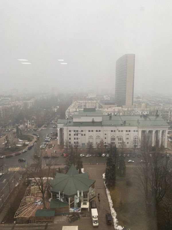 Сегодня в России отмечается день шахтера и день города Донецка Сегодня в России отмечается день шахтера и день города Донецка
