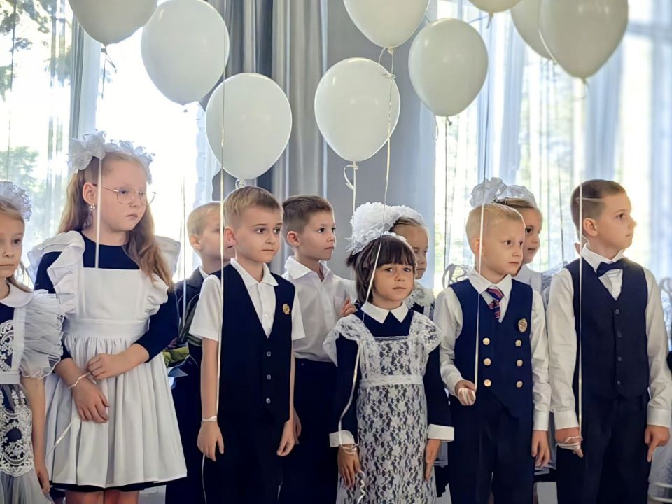 Денис Курашов: Дорогие друзья, поздравляю с Днем знаний! Денис Курашов: Дорогие друзья, поздравляю с Днем знаний!