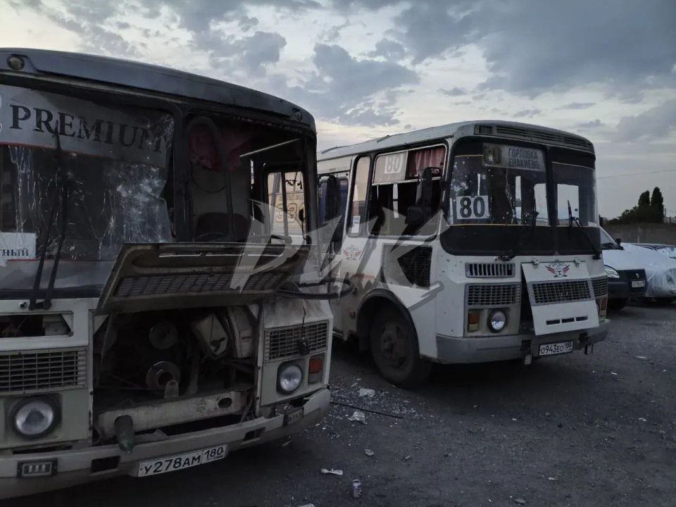 За сутки ВСУ дважды атаковали гражданский транспорт в Горловке За сутки ВСУ дважды атаковали гражданский транспорт в Горловке