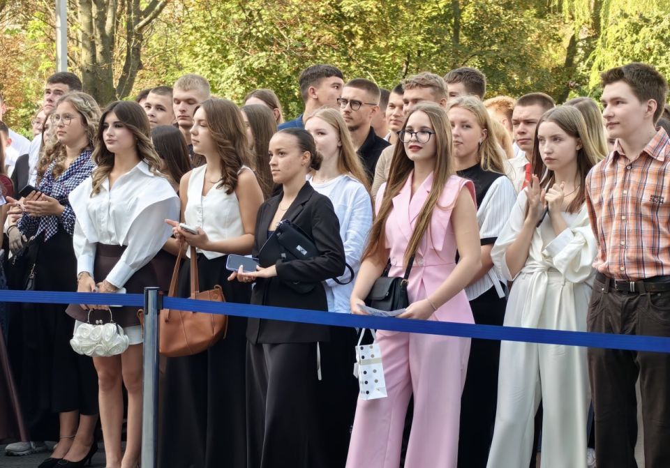 Мариупольский государственный университет им. А.И. Куинджи сегодня посвятил в студенты первокурсников Мариупольский государственный университет им. А.И. Куинджи сегодня посвятил в студенты первокурсников