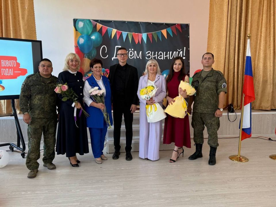 От Совета женщин города Ясиноватая и от себя лично поздравляю педагогов, школьников и их родителей с Днём знаний и началом нового учебного года! От Совета женщин города Ясиноватая и от себя лично поздравляю педагогов, школьников и их родителей с Днём знаний и началом нового учебного года!