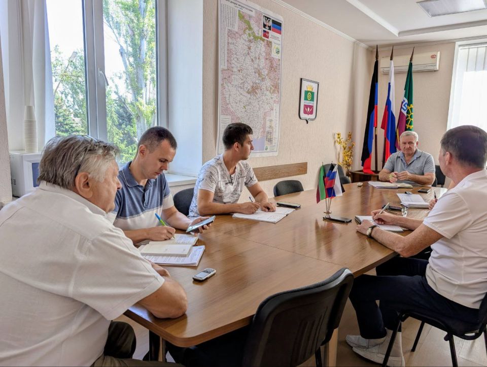 Глава муниципального образования Старобешевский муниципальный округ Николай Михайлов провел оперативное совещание по текущим вопросам Глава муниципального образования Старобешевский муниципальный округ Николай Михайлов провел оперативное совещание по текущим вопросам