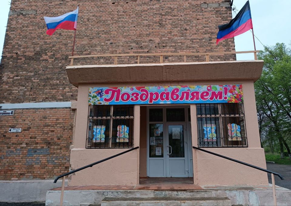 Александр Пеняев: Уважаемые педагоги, ученики и родители Пантелеймоновской школы! Александр Пеняев: Уважаемые педагоги, ученики и родители Пантелеймоновской школы!