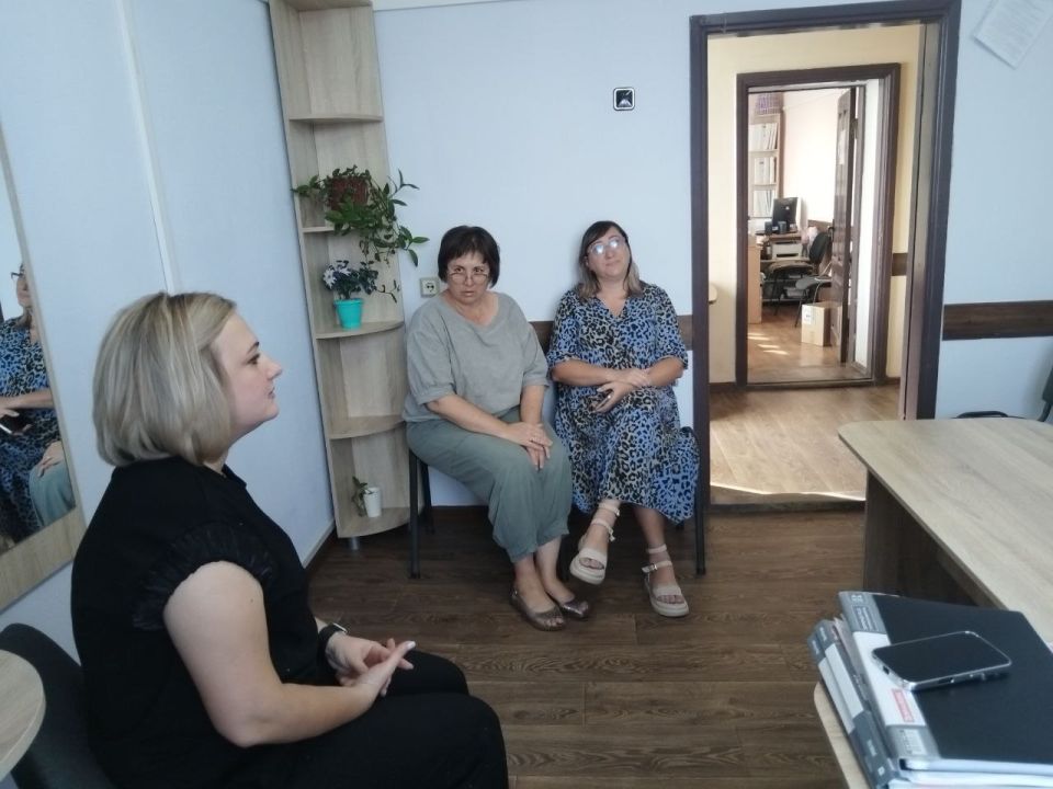 Сегодня заместитель главы Администрации Володарского муниципального округа Полтарак В.В провела встречу с трудовым коллективом УТСЗН Сегодня заместитель главы Администрации Володарского муниципального округа Полтарак В.В провела встречу с трудовым коллективом УТСЗН