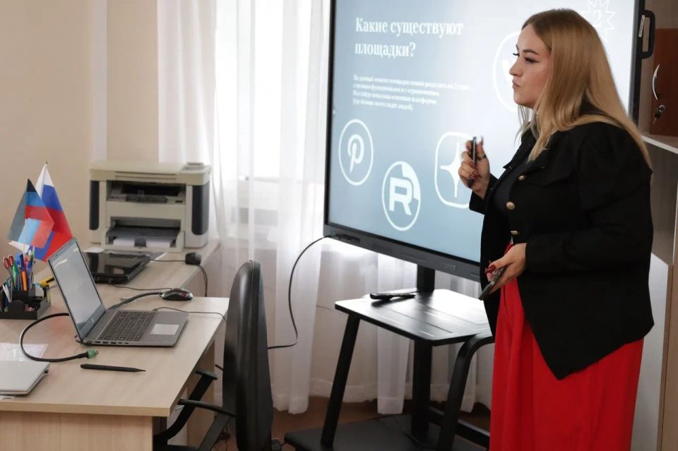 Первый медиатренинг для кадетов от экспертов Донецкого педагогического Первый медиатренинг для кадетов от экспертов Донецкого педагогического