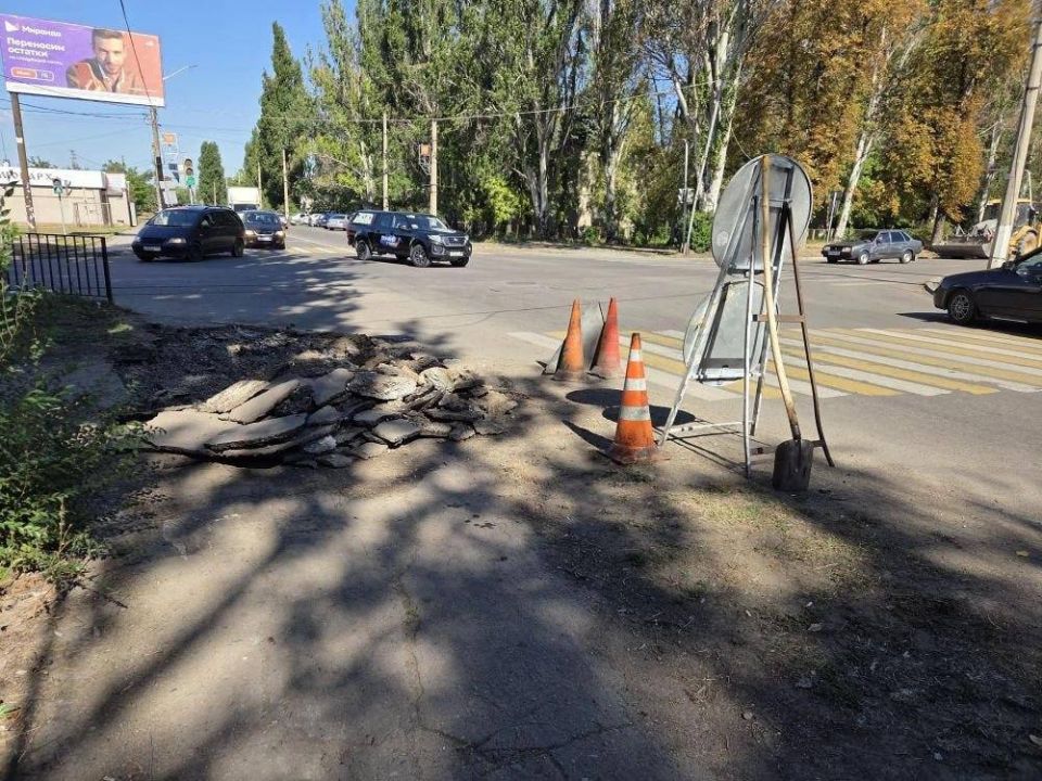 Виктория Жукова: Подрядчики Нижегородской области приступили к ремонту тротуаров в Харцызске Виктория Жукова: Подрядчики Нижегородской области приступили к ремонту тротуаров в Харцызске