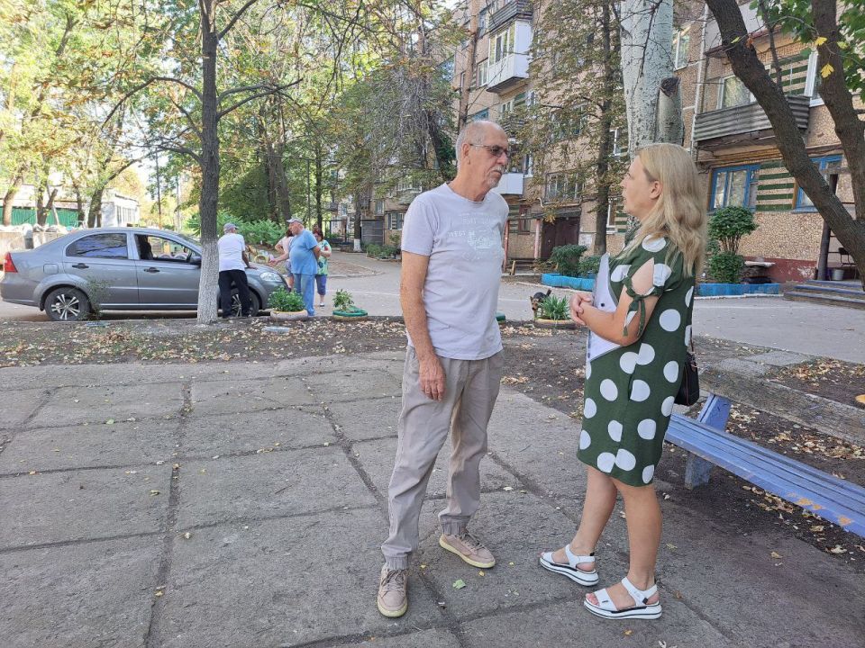 Во исполнение поручения Главы Донецкой Народной Республики Дениса Владимировича Пушилина о ведении постоянного диалога с жителями республики, 02 сентября 2025 года, начальник Светлодарского территориального отдела... Во исполнение поручения Главы Донецкой Народной Республики Дениса Владимировича Пушилина о ведении постоянного диалога с жителями республики, 02 сентября 2025 года, начальник Светлодарского территориального отдела...