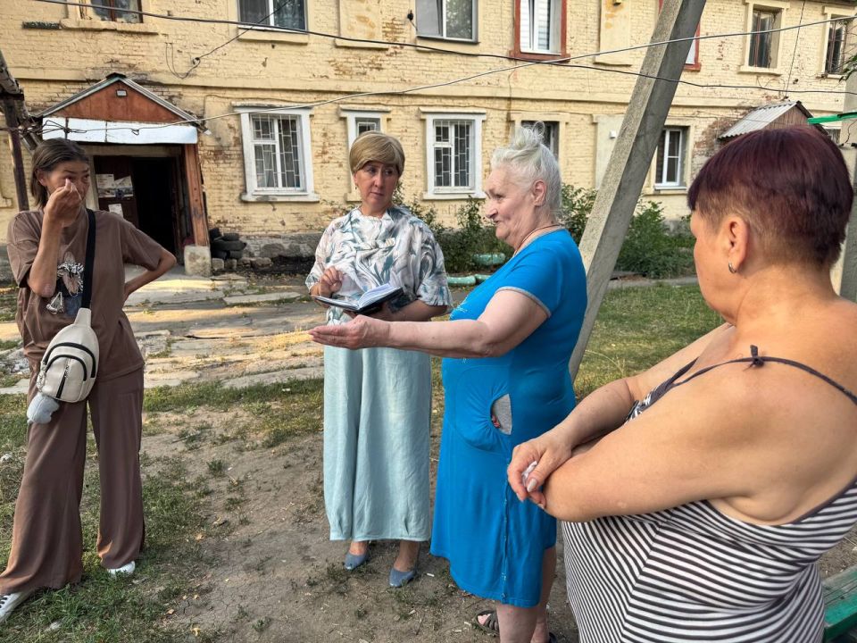 Елена Рязанцева: Действуем сообща: в Пролетарском районе продолжается диалог с жителями Елена Рязанцева: Действуем сообща: в Пролетарском районе продолжается диалог с жителями