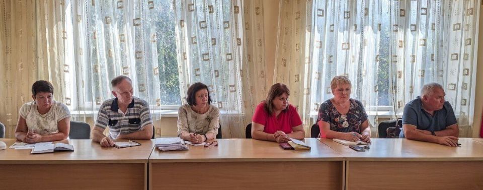 Наталья Бегуненко: Сегодня, 2 сентября, первый заместитель руководителя Управы Петровского внутригородского района Администрации городского округа Донецк Плахутин Юрий Иванович провёл заседание штаба по подготовке к... Наталья Бегуненко: Сегодня, 2 сентября, первый заместитель руководителя Управы Петровского внутригородского района Администрации городского округа Донецк Плахутин Юрий Иванович провёл заседание штаба по подготовке к...
