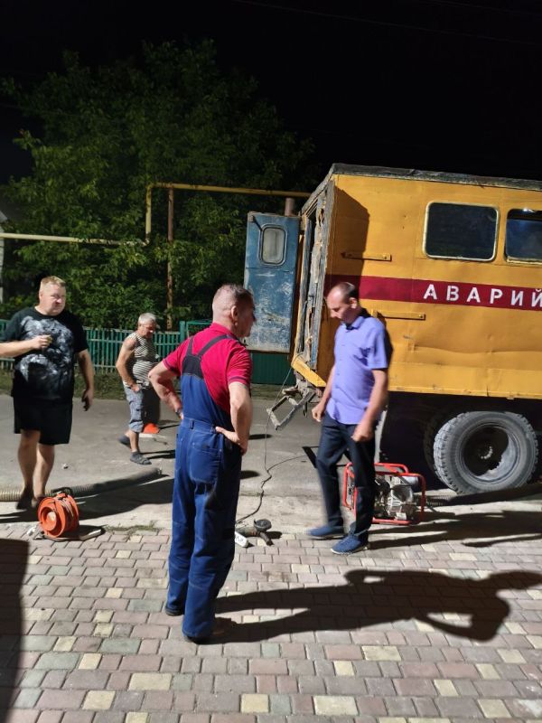 Наталья Великодная: Сегодня, 2 сентября, специалистами Филиала "Тельмановское ПУВКХ" ГУП ДНР "ВОДА ДОНБАССА", совместно при поддержке региона-шефа Свердловской области, выполнены работы работы по замене аварийного участка... Наталья Великодная: Сегодня, 2 сентября, специалистами Филиала "Тельмановское ПУВКХ" ГУП ДНР "ВОДА ДОНБАССА", совместно при поддержке региона-шефа Свердловской области, выполнены работы работы по замене аварийного участка...