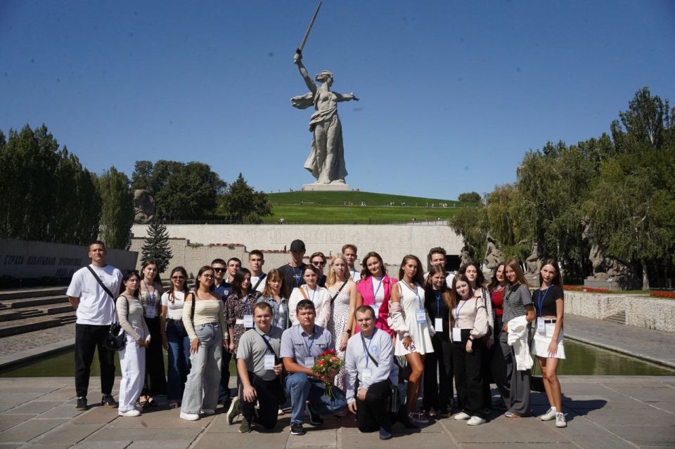 Студенты МГУ имени А.И. Куинджи приняли участие в проекте «Студ.путевка» Студенты МГУ имени А.И. Куинджи приняли участие в проекте «Студ.путевка»