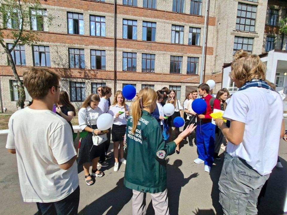 Российские студенческие отряды приняли участие в торжественном открытии Нового учебного года 2025-2026 в Приазовском государственном техническом университете Российские студенческие отряды приняли участие в торжественном открытии Нового учебного года 2025-2026 в Приазовском государственном техническом университете