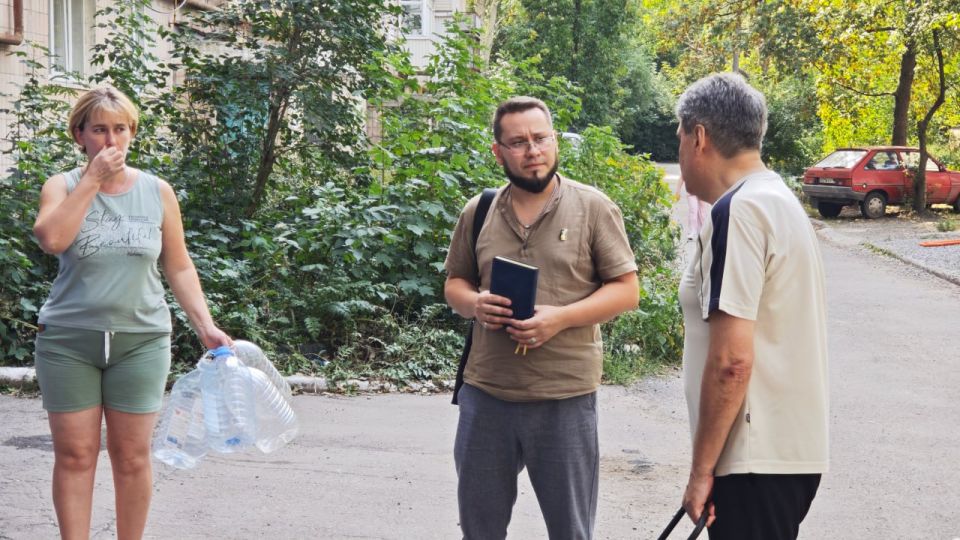 Иван Адамец: По поручению Главы ДНР Дениса Пушилина депутат Донецкого городского совета Алексей Ковровский проверил организацию доставки технической воды жителям дома №169 по улице Куйбышева Иван Адамец: По поручению Главы ДНР Дениса Пушилина депутат Донецкого городского совета Алексей Ковровский проверил организацию доставки технической воды жителям дома №169 по улице Куйбышева