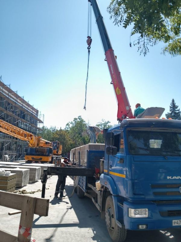Строители Санкт-Петербурга продолжают восстановление социально значимых объектов Мариуполя Строители Санкт-Петербурга продолжают восстановление социально значимых объектов Мариуполя