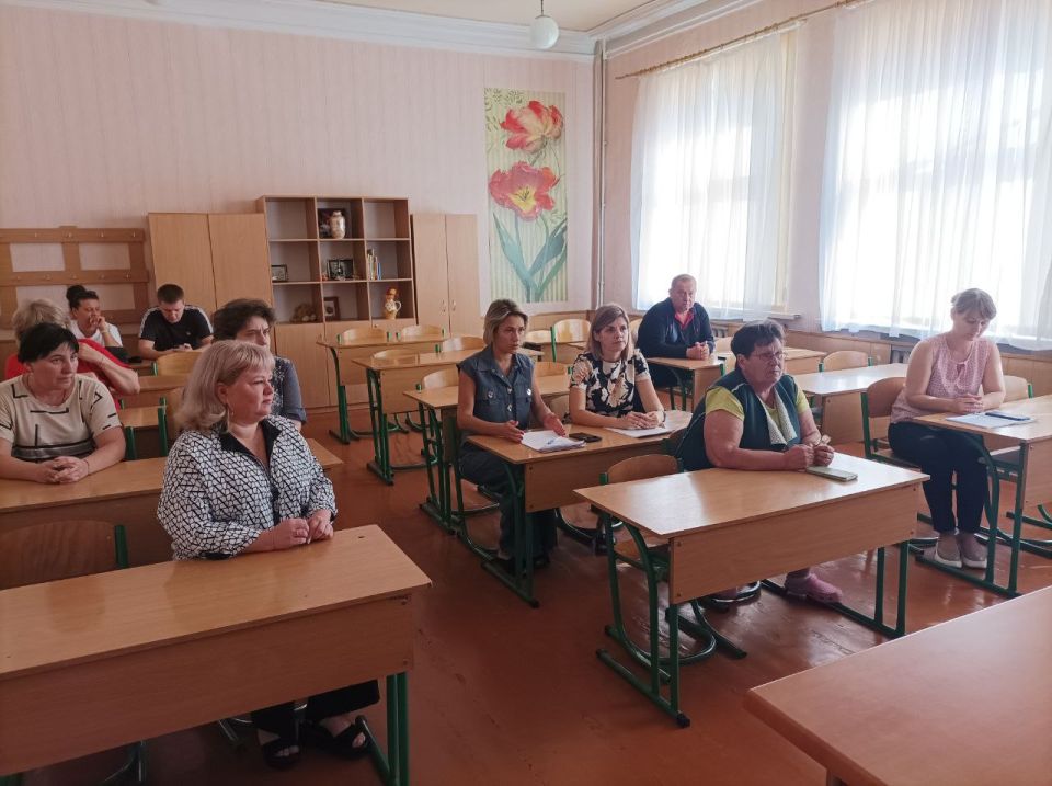 Иван Приходько: В Центрально-Городском районе Горловки прошла встреча с трудовыми коллективами Иван Приходько: В Центрально-Городском районе Горловки прошла встреча с трудовыми коллективами
