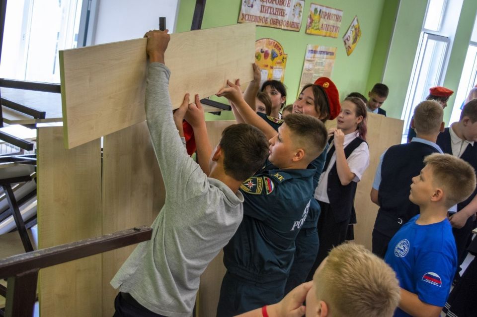 В ДНР стартовал долгосрочный проект «Школа антитеррора» В ДНР стартовал долгосрочный проект «Школа антитеррора»