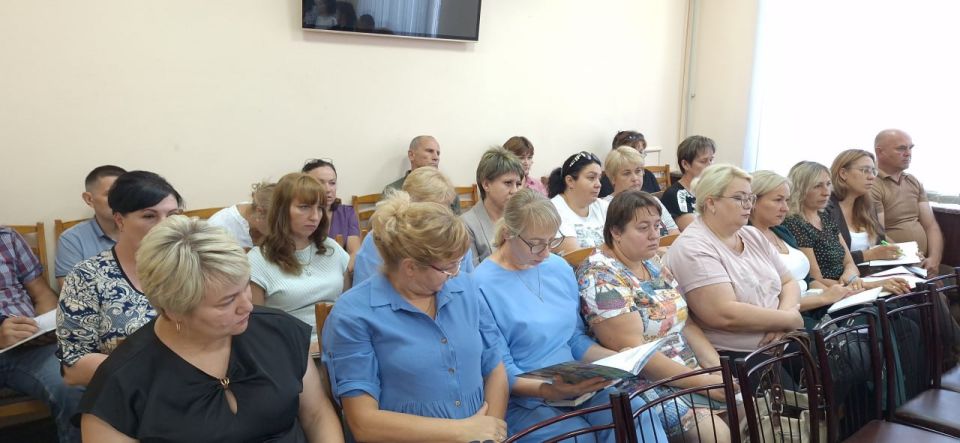 Глава округа провел совещание с руководителями территориальных отделов Глава округа провел совещание с руководителями территориальных отделов