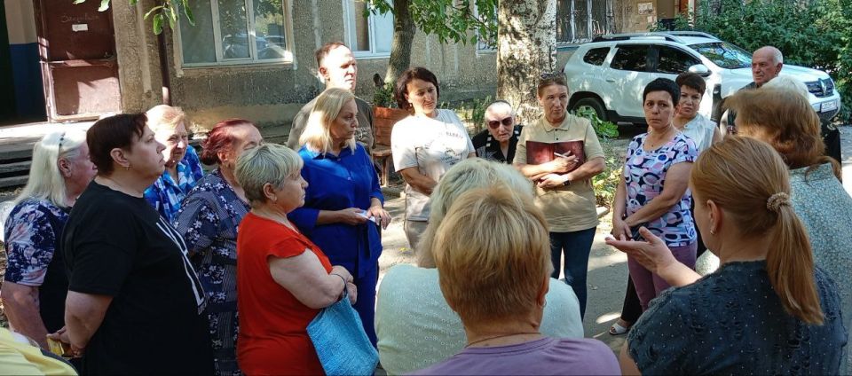 Наталья Бегуненко: По поручению Главы ДНР Дениса Пушилина в Петровском районе продолжаются встречи с населением Наталья Бегуненко: По поручению Главы ДНР Дениса Пушилина в Петровском районе продолжаются встречи с населением