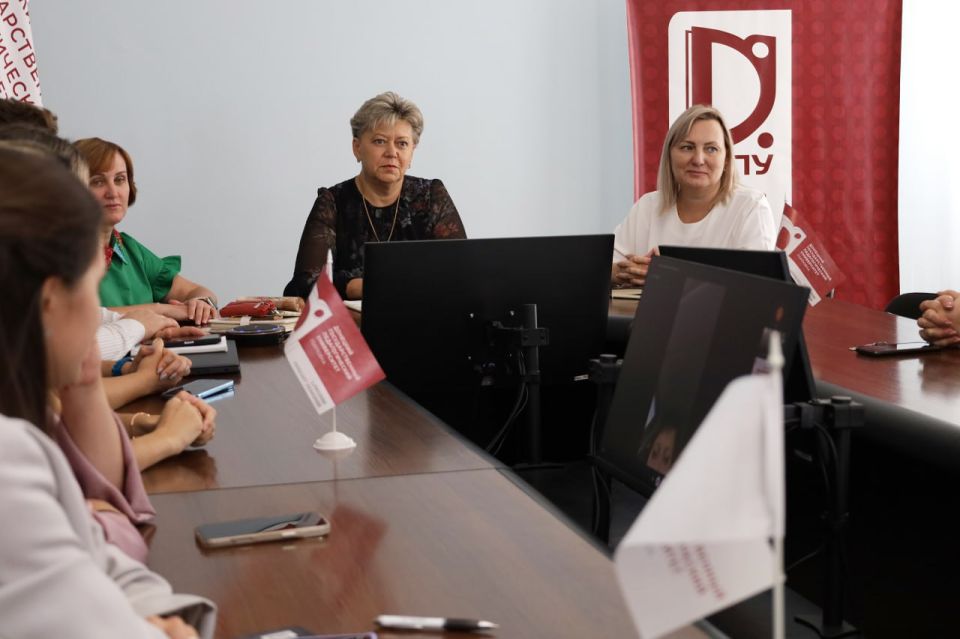Вместе ради памяти и мира. Сегодня, 3 сентября, Донецкий государственный педагогический университет им. В. Шаталова вместе с педагогическими вузами России и Китая принял участие в Телемосте, посвящённом 80-летию окончания... Вместе ради памяти и мира. Сегодня, 3 сентября, Донецкий государственный педагогический университет им. В. Шаталова вместе с педагогическими вузами России и Китая принял участие в Телемосте, посвящённом 80-летию окончания...