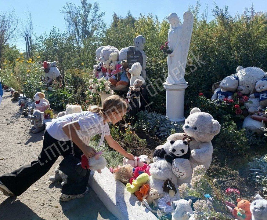 Сегодня в учреждениях культуры города прошли мероприятия, посвящённые Дню солидарности в борьбе с терроризмом Сегодня в учреждениях культуры города прошли мероприятия, посвящённые Дню солидарности в борьбе с терроризмом