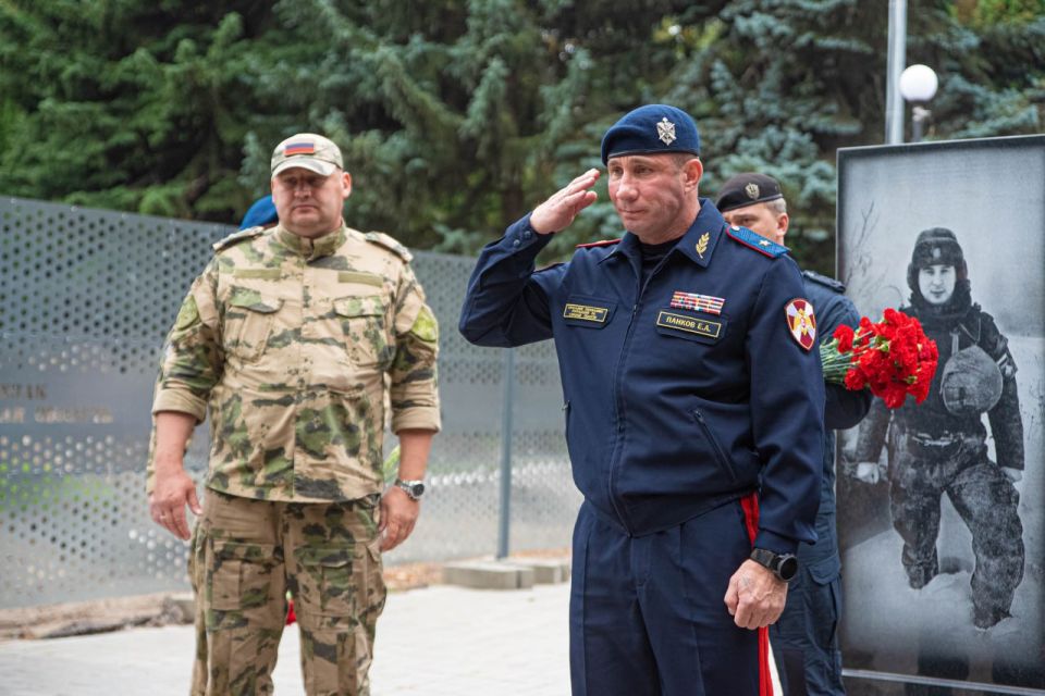 #* Подборка интересных новостей из регионов к этому часу: #* Подборка интересных новостей из регионов к этому часу: