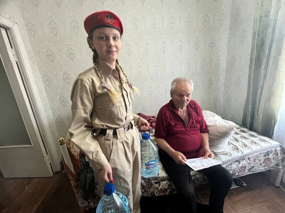 Иван Приходько: В Калининском районе Горловки поздравили участников Великой Отечественной войны с годовщиной окончания Втором мировой войны Иван Приходько: В Калининском районе Горловки поздравили участников Великой Отечественной войны с годовщиной окончания Втором мировой войны