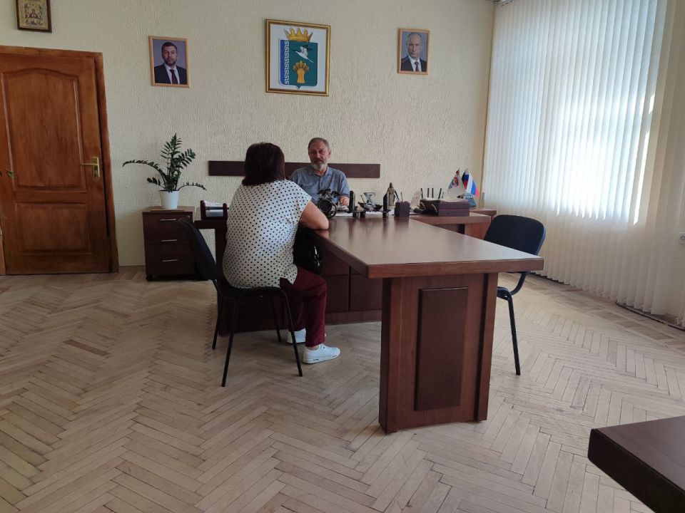 Борис Трима: Глава муниципального образования Мангушский муниципальный округ Трима Борис Владимирович провел личный прием Борис Трима: Глава муниципального образования Мангушский муниципальный округ Трима Борис Владимирович провел личный прием