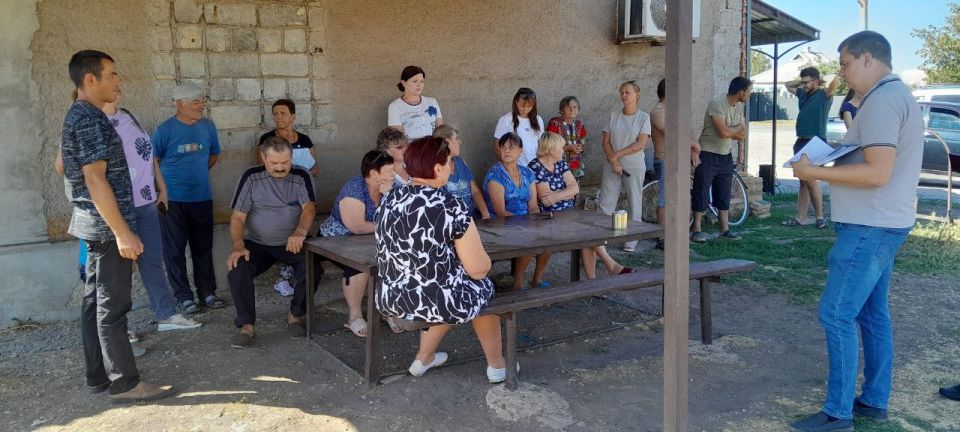 Встреча с населением. Первый заместитель Главы Администрации Тельмановского муниципального округа провел выездную встречу с населением в селе Розовка Встреча с населением. Первый заместитель Главы Администрации Тельмановского муниципального округа провел выездную встречу с населением в селе Розовка
