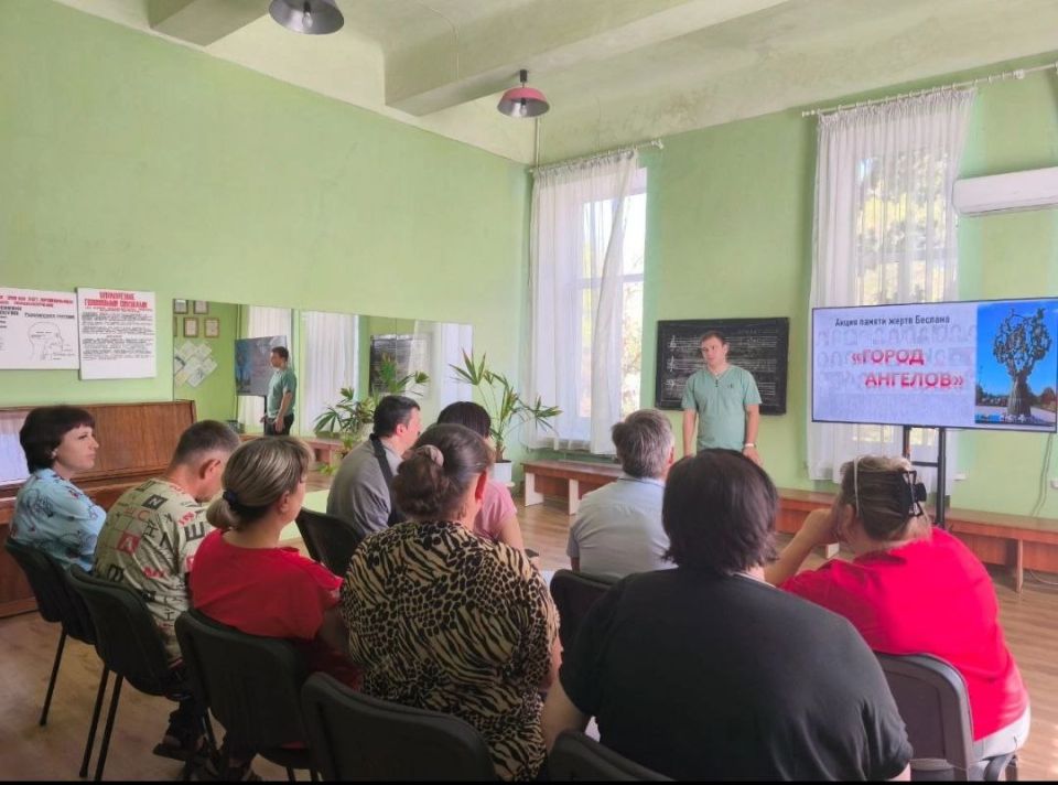 «ГОРОД АНГЕЛОВ». В среду, 03 сентября 2025 года, в МБУ «Дворец культуры имени Владимира Маяковского городского округа Торез» прошла акция памяти «Город Ангелов», посвященная трагическим событиям в Беслане «ГОРОД АНГЕЛОВ». В среду, 03 сентября 2025 года, в МБУ «Дворец культуры имени Владимира Маяковского городского округа Торез» прошла акция памяти «Город Ангелов», посвященная трагическим событиям в Беслане
