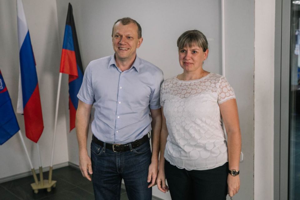 Антон Кольцов: В Ильичевском районе встретился с руководителями первичных организаций Местного отделения "Единой России" Антон Кольцов: В Ильичевском районе встретился с руководителями первичных организаций Местного отделения "Единой России"
