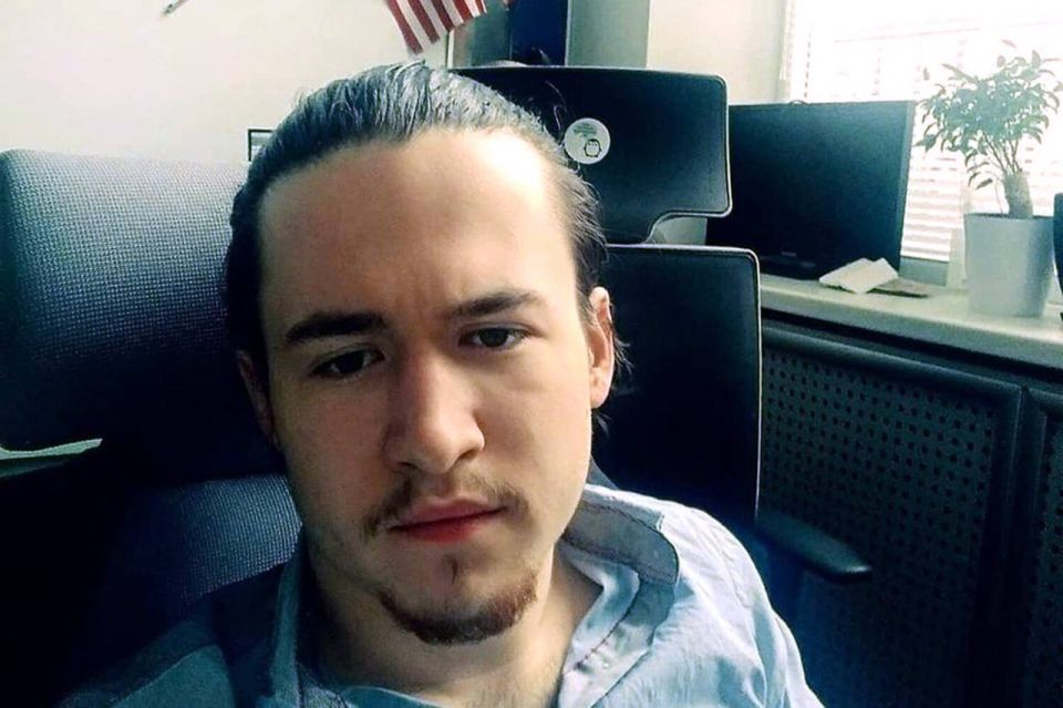 Олег Царёв: Михаил Сцельников, задержанный на Украине подозреваемый в убийстве националиста Парубия, на суде заявил: «Это моя личная месть украинской власти. Всё, чего я хочу, — чтобы вы сейчас скорее вынесли приговор. Да, я... Олег Царёв: Михаил Сцельников, задержанный на Украине подозреваемый в убийстве националиста Парубия, на суде заявил: «Это моя личная месть украинской власти. Всё, чего я хочу, — чтобы вы сейчас скорее вынесли приговор. Да, я...
