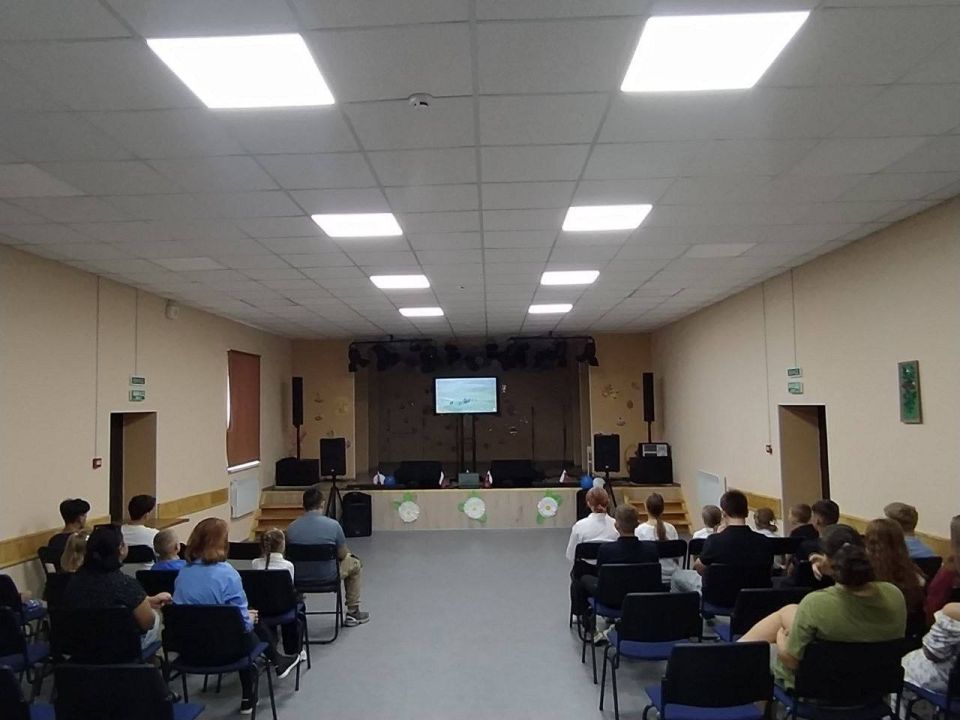 В с. Портовском молодёжь активно вовлечена в сохранение исторической памяти! На днях состоялся кинопоказ, посвящённый 80-й годовщине Победы над милитаристской Японией и окончанию Второй мировой войны В с. Портовском молодёжь активно вовлечена в сохранение исторической памяти! На днях состоялся кинопоказ, посвящённый 80-й годовщине Победы над милитаристской Японией и окончанию Второй мировой войны