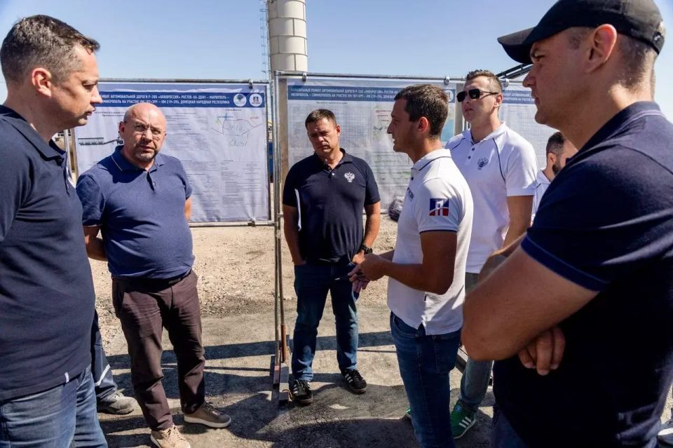 Федеральные дорожники проинспектировали ход работ на трассе Р-280 «Новороссия» Федеральные дорожники проинспектировали ход работ на трассе Р-280 «Новороссия»