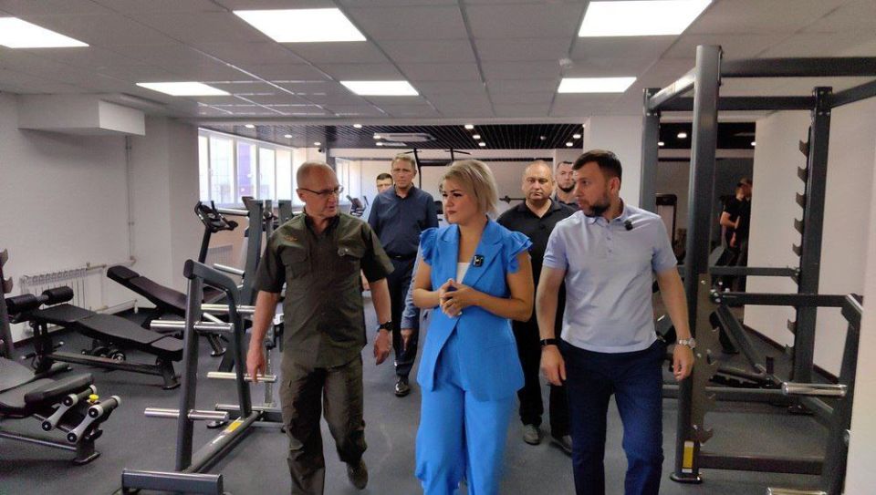 Денис Пушилин: Мы делаем спорт доступным и массовым, создаем современные условия для занятий и даем подрастающему поколению возможность расти сильными, здоровыми и целеустремленными Денис Пушилин: Мы делаем спорт доступным и массовым, создаем современные условия для занятий и даем подрастающему поколению возможность расти сильными, здоровыми и целеустремленными
