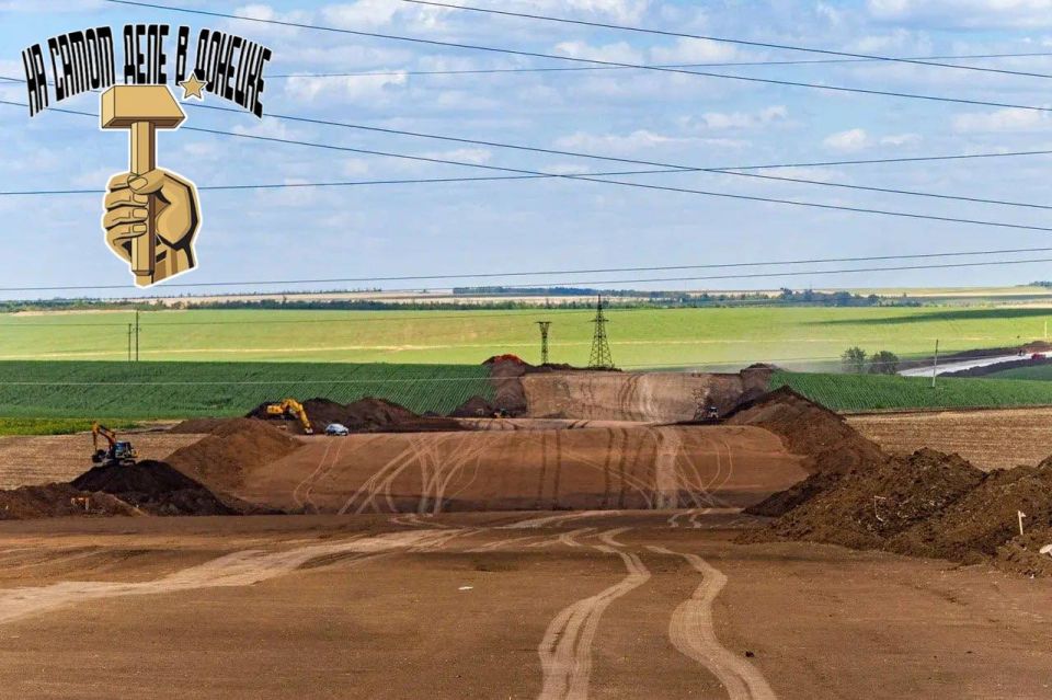 Трассу Р-280 «Новороссия» расширяют до 4 полос и строят обход Мариуполя Трассу Р-280 «Новороссия» расширяют до 4 полос и строят обход Мариуполя