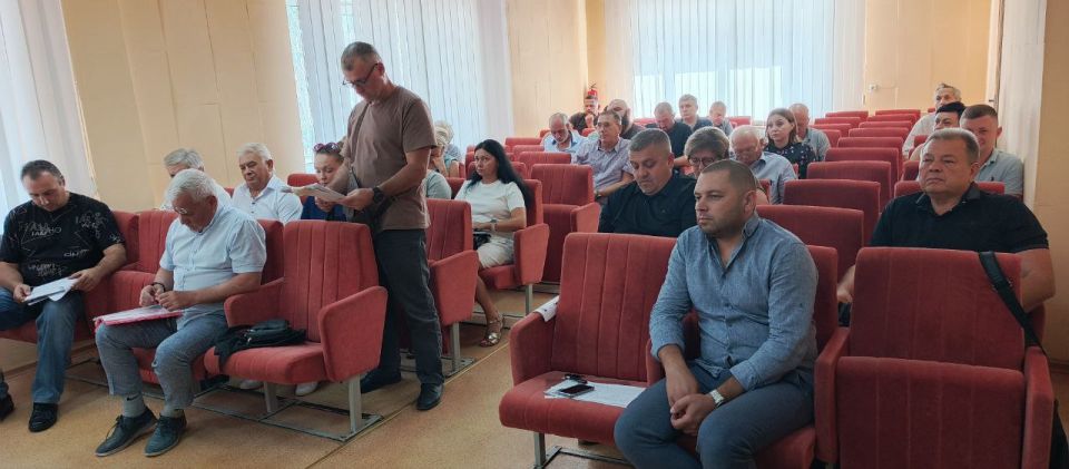 Сегодня, 4 сентября 2025 года, принял участие в выездном совещании городской рабочей группы по контролю за ходом подготовки объектов жилищно-коммунального хозяйства и объектов социальной сферы Кировского района города... Сегодня, 4 сентября 2025 года, принял участие в выездном совещании городской рабочей группы по контролю за ходом подготовки объектов жилищно-коммунального хозяйства и объектов социальной сферы Кировского района города...
