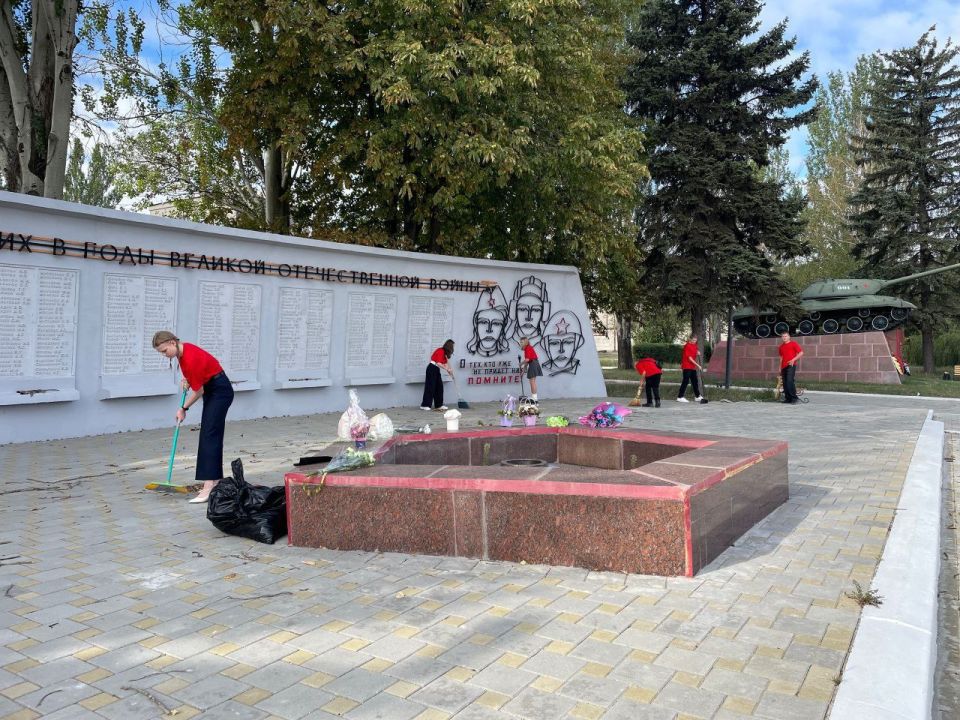 Благоустройство памятников Великой Отечественной войны «ЧТИМ и ПОМНИМ» Благоустройство памятников Великой Отечественной войны «ЧТИМ и ПОМНИМ»