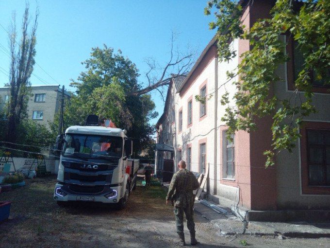Денис Машков: В минувшие выходные непогода не обошла стороной пгт Денис Машков: В минувшие выходные непогода не обошла стороной пгт